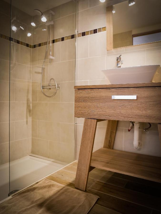 Le Bois De Laval Bed and Breakfast Marey-les-Fussey Εξωτερικό φωτογραφία
