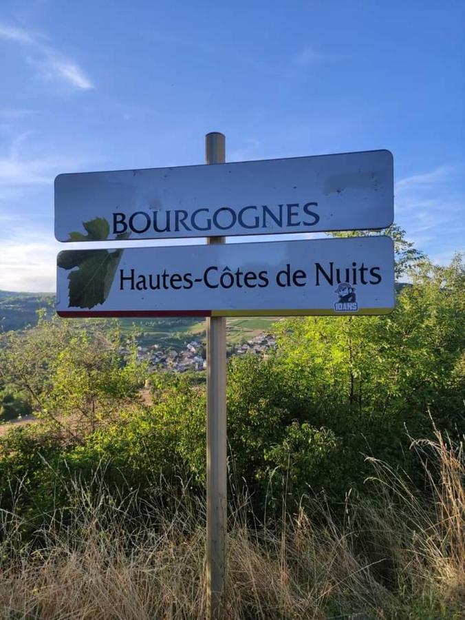 Le Bois De Laval Bed and Breakfast Marey-les-Fussey Εξωτερικό φωτογραφία